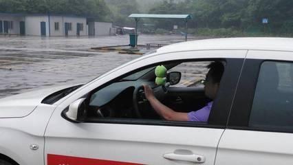 滴(di)滴第(di)三期(qi)代(dai)駕司機技能(neng)測試圓(yuan)滿(man)舉(ju)行，提升服務水(shui)平(ping)保(bao)障出(chu)行安全